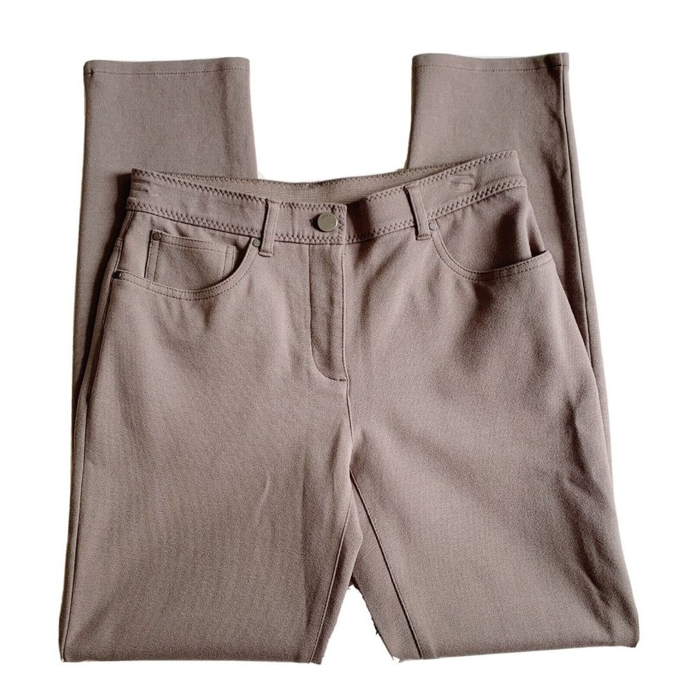 Chicos NWT The So Slimming Peyton Pant Basic Texas Taupe Tan Size 00 Short